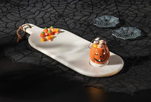 Load image into Gallery viewer, Jack-O-Lantern Basket Light Up Sitter