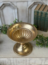 Load image into Gallery viewer, Imperial Urn | 5.5"