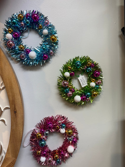 Tinsel Wreath Ornament (3 Colors)