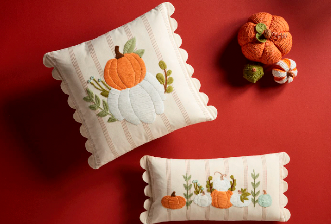 SCALLOP PUMPKIN PILLOWS