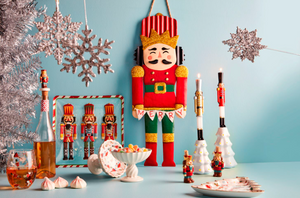 NUTCRACKER DOOR HANGER