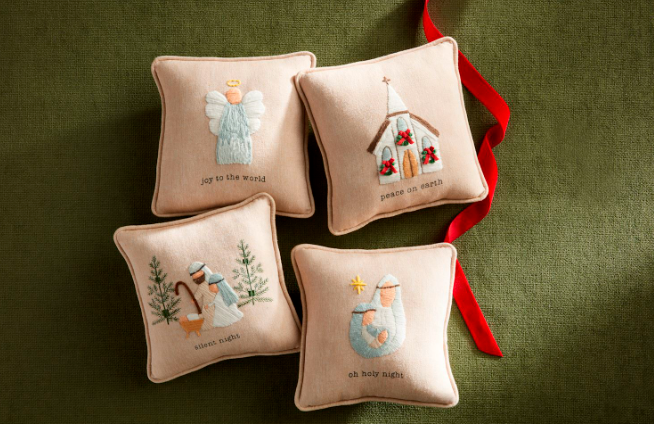 MINI NATIVITY PILLOWS ( 4 Styles(