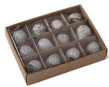 Load image into Gallery viewer, 48 INCH WHITEWASHED MERCURY GLASS ACORN ORNAMENT AND TWINE GARLAND