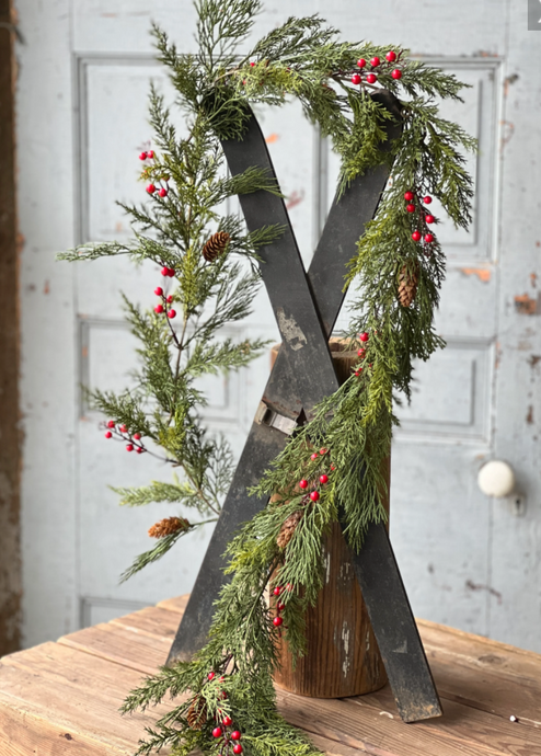 Alpine w/ Berries Garland | 6'