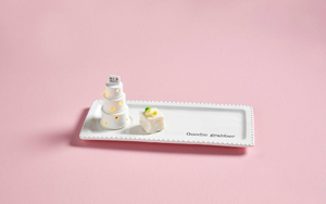 Wedding Cake Light-Up Sitter