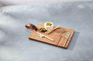 Integral Cheese Utensil Board Set