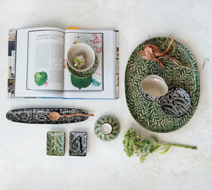 Stoneware Bowl w/ Wax Relief Botanicals (4 STYLES)