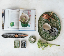 Load image into Gallery viewer, Stoneware Platter w/ Wax Relief Botanicals