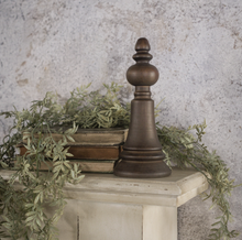 Load image into Gallery viewer, 9.25&quot; Wooden Finial