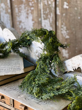 Load image into Gallery viewer, Clifton Hills Cedar Garland | 6'