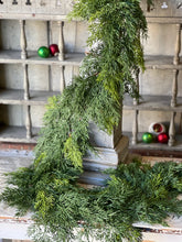 Load image into Gallery viewer, Verdant Cedar Garland | 6&#39;