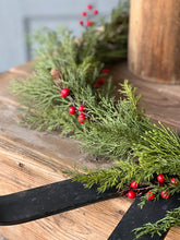 Load image into Gallery viewer, Alpine w/ Berries Garland | 6&#39;