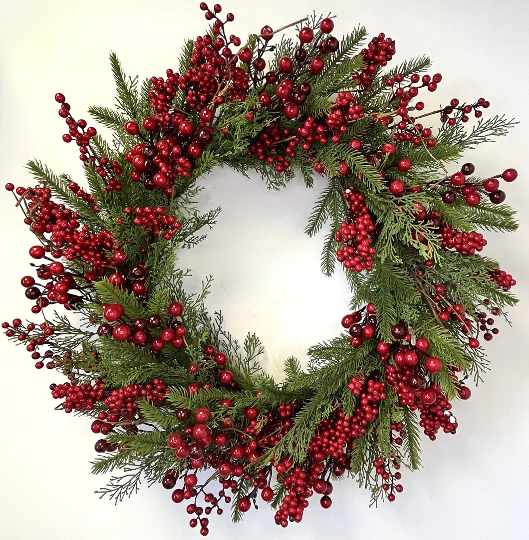 30IN BERRY PINE WREATH