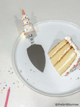 Load image into Gallery viewer, Musical Light Up Cake Server