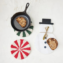 Load image into Gallery viewer, 8&quot; Round Cotton Tufted Candy Striped Trivet, 2 Colors